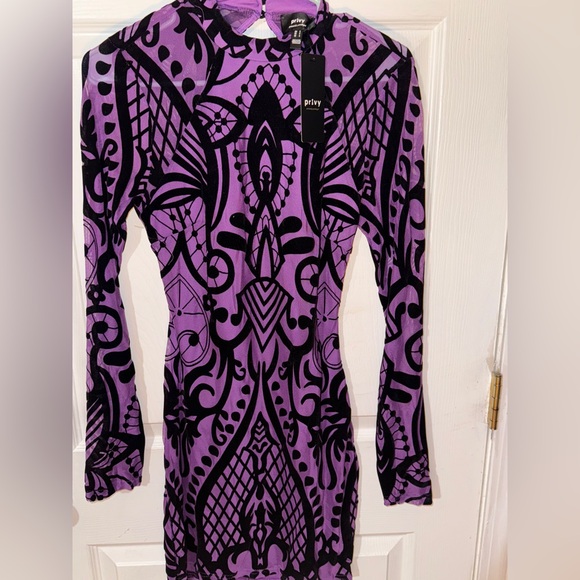 Purple and Black Artistic Long Sleeve Mini Dress NWT - Picture 4 of 7
